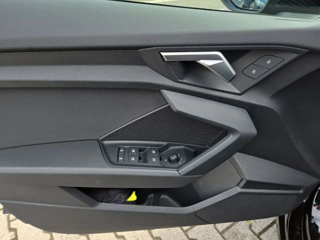 Audi A3 30 TDI Sedan