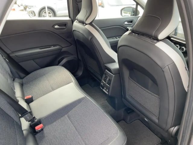 Renault Captur Hybrid Intens TCe 140