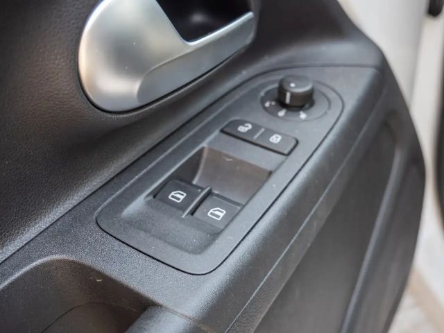 Volkswagen up! Style