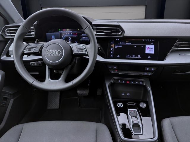 Audi A3 35 TFSI S-Tronic Sedan