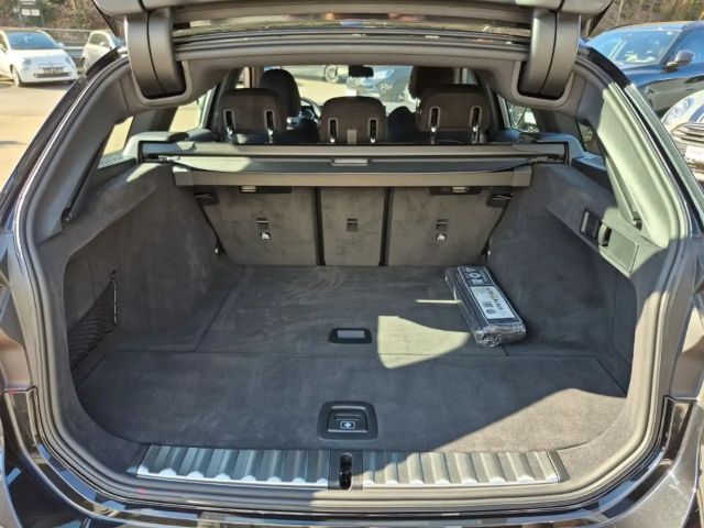 BMW 330 330i M-Sport Touring xDrive