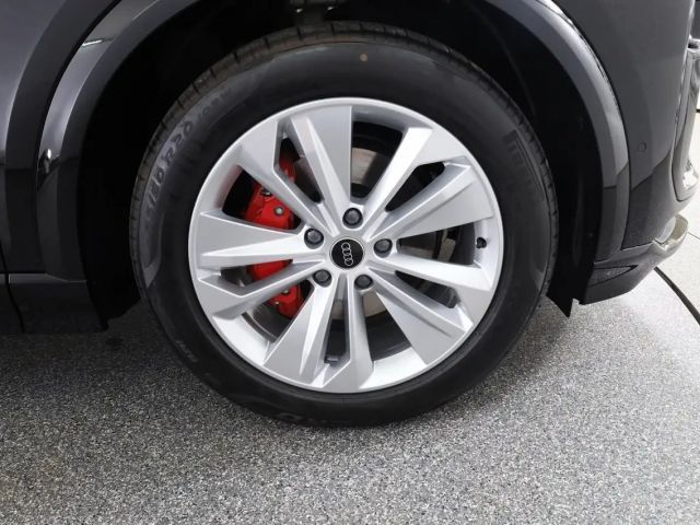 Audi Q6 e-tron Quattro