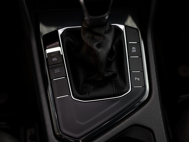 Volkswagen Tiguan Tiguan 1,5 TSI LED PDC LMR DAB+ Sitzheizg.