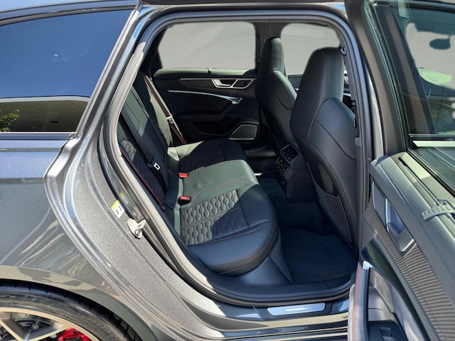 Audi A6 e-tron Avant Performance Quattro