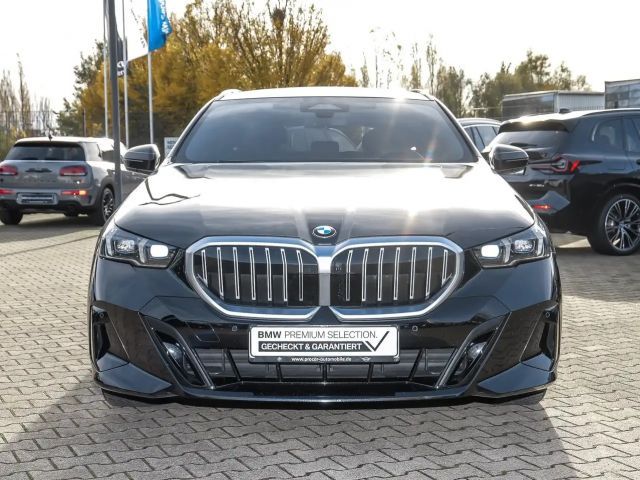 BMW 520 520i M-Sport Touring
