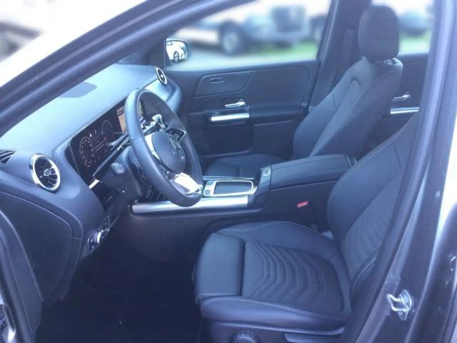 Mercedes-Benz B 180 Progressive