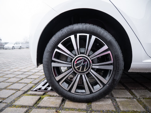 Volkswagen up! Style