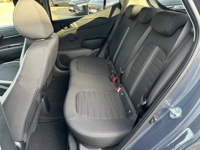Hyundai i10 1.0