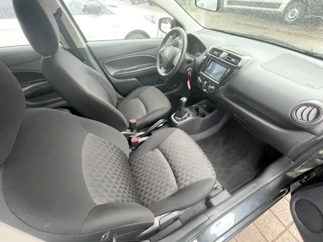 Mitsubishi Space Star Star