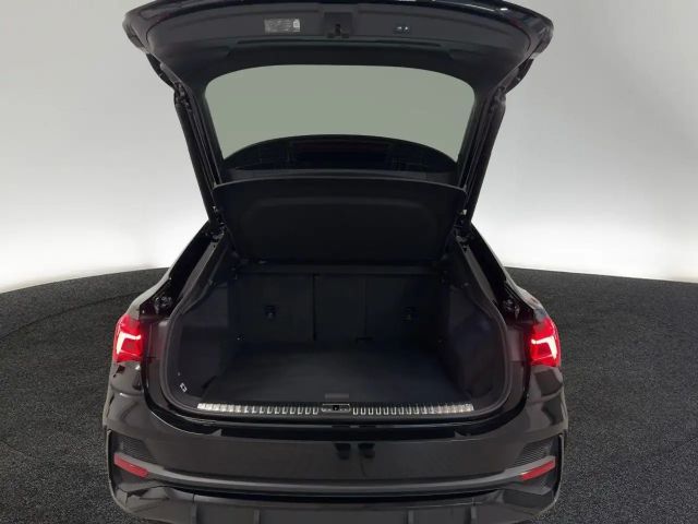 Audi Q3 35 TFSI S-Line