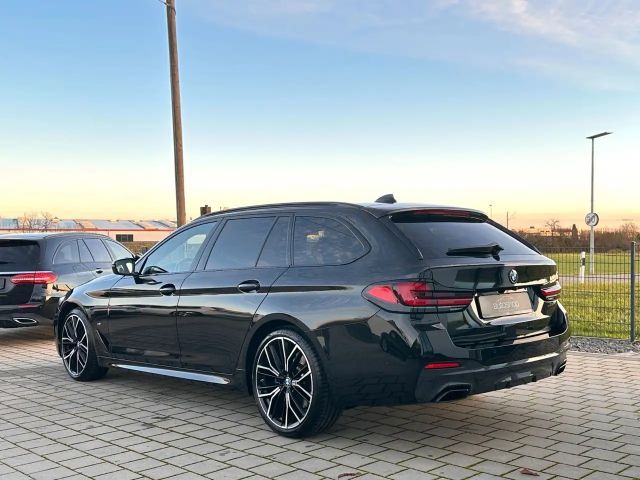 BMW 530 530d M-Sport Touring xDrive