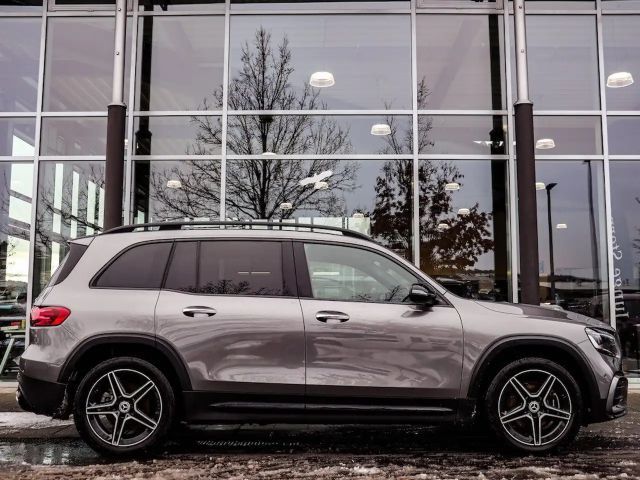Mercedes-Benz GLB 220 4MATIC AMG Line
