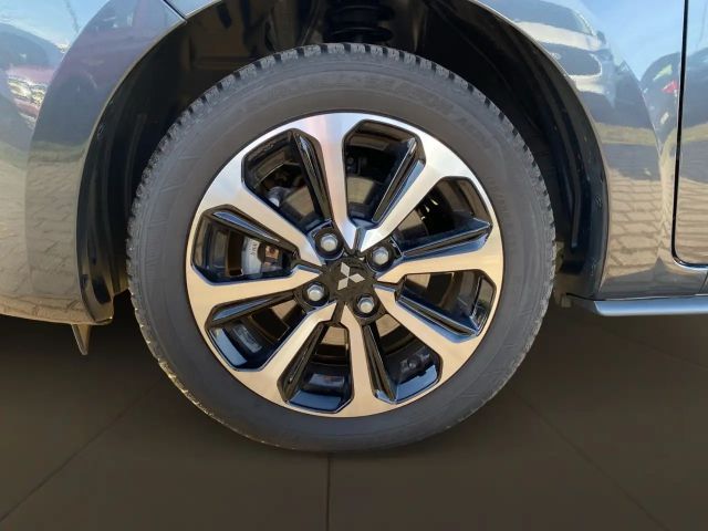 Mitsubishi Space Star CVT Star