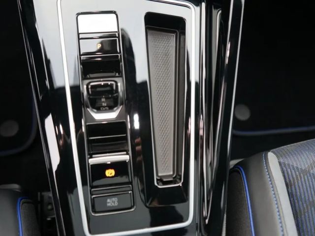 Volkswagen Golf 2.0 TSI Golf VIII