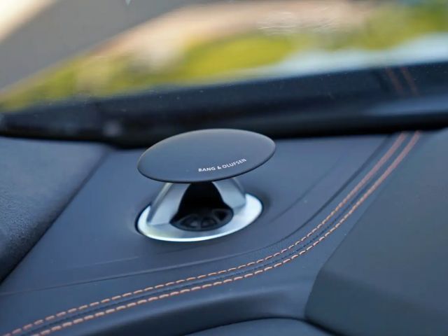 Audi SQ7 TFSI EXCLUSIVE B&O ADVANCED OLED CARBON STDH