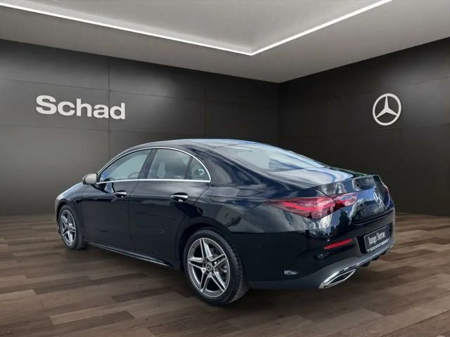 Mercedes-Benz CLA 200 AMG Line Coupé