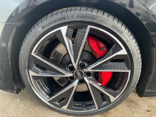 Audi S6 Avant Quattro