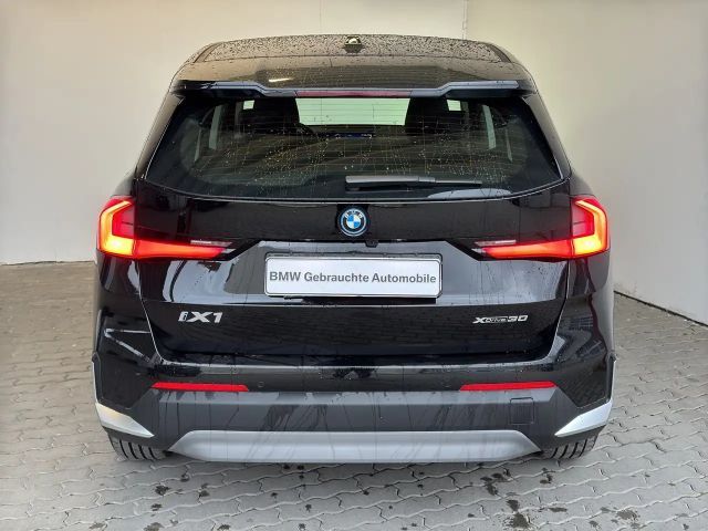 BMW iX1 xDrive30