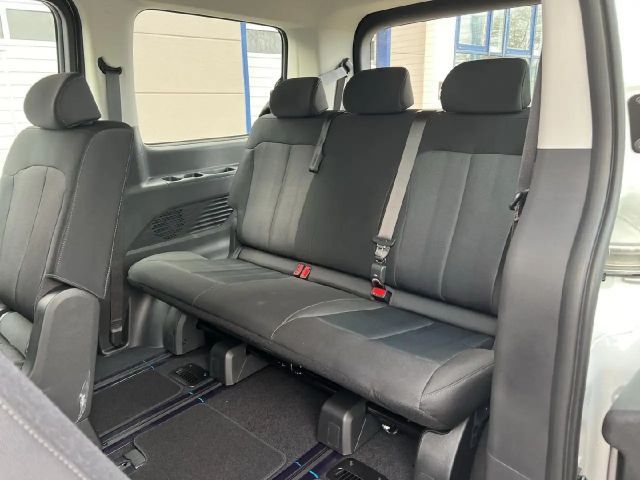 Hyundai Staria Trend