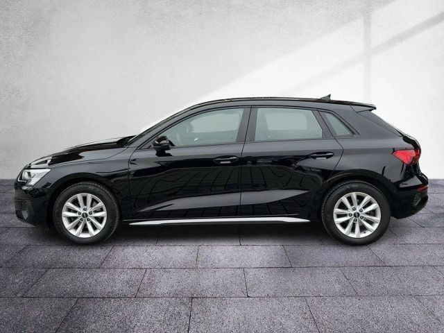 Audi A3 30 TFSI Ambiente Sedan