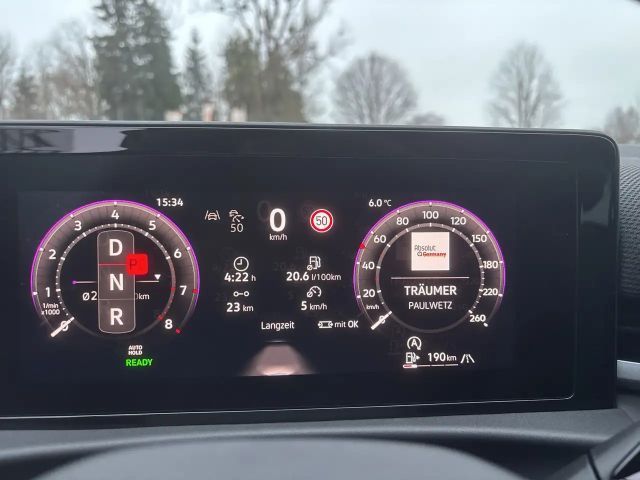 Volkswagen T-Roc 1.5 eTSI DSG R-Line