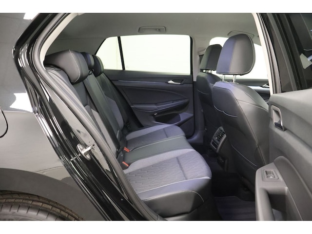 Volkswagen Golf 1.5 eTSI DSG Golf VIII