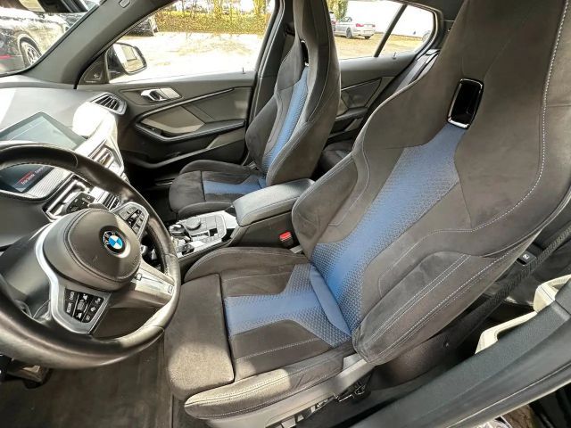 BMW 135 135i Sedan xDrive