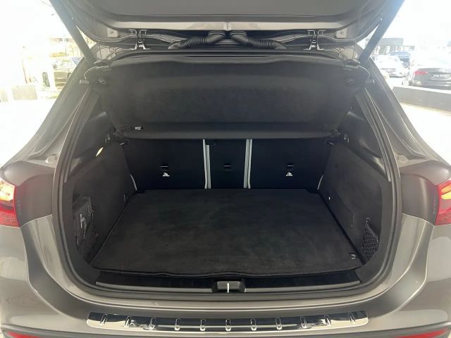 Mercedes-Benz GLA 180 Progressive