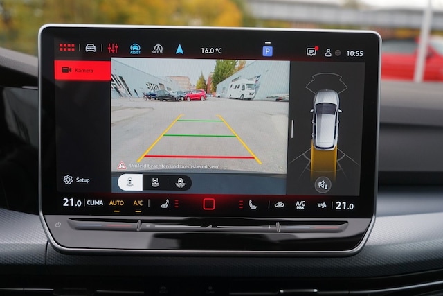 Volkswagen Golf 1.5 eTSI Golf VIII