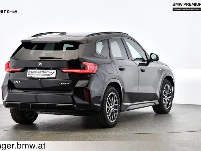 BMW iX1 xDrive30