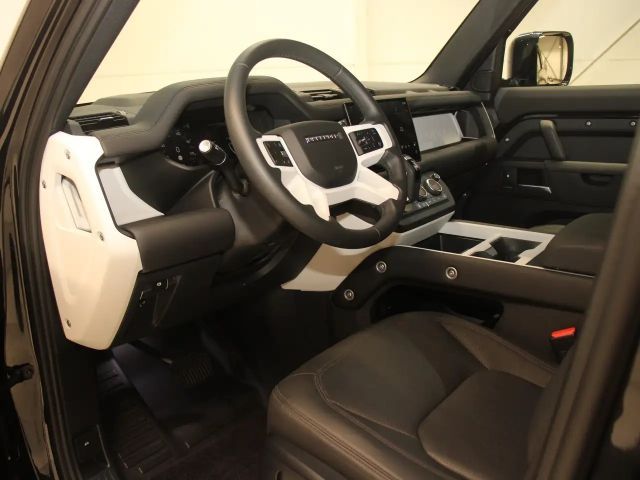 Land Rover Defender D300 Dynamic SE