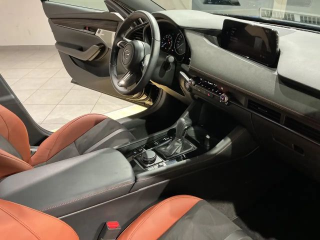 Mazda 3 Lim. 5-trg. Nagisa Automatik Winterräder