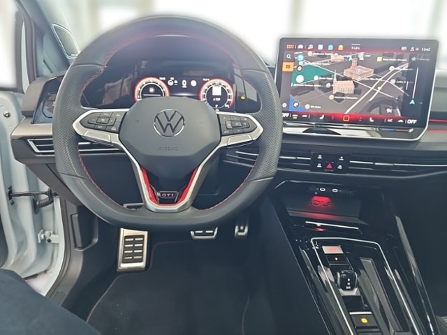 Volkswagen Golf 2.0 TSI DSG IQ.Drive