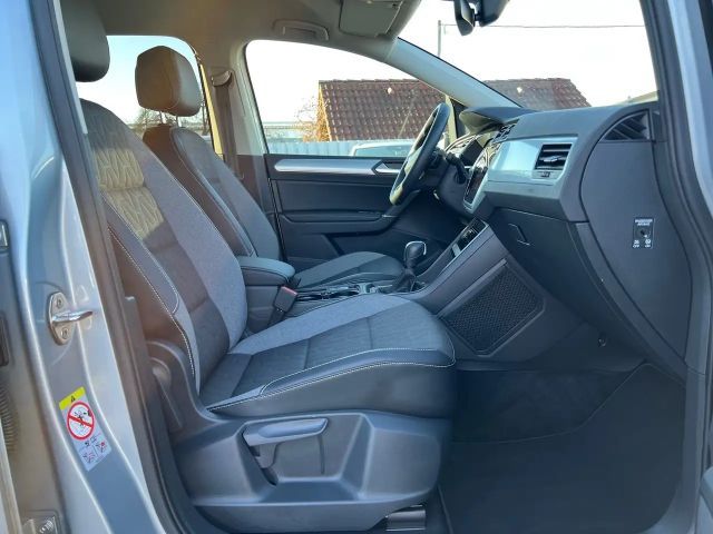 Volkswagen Touran ACT DSG