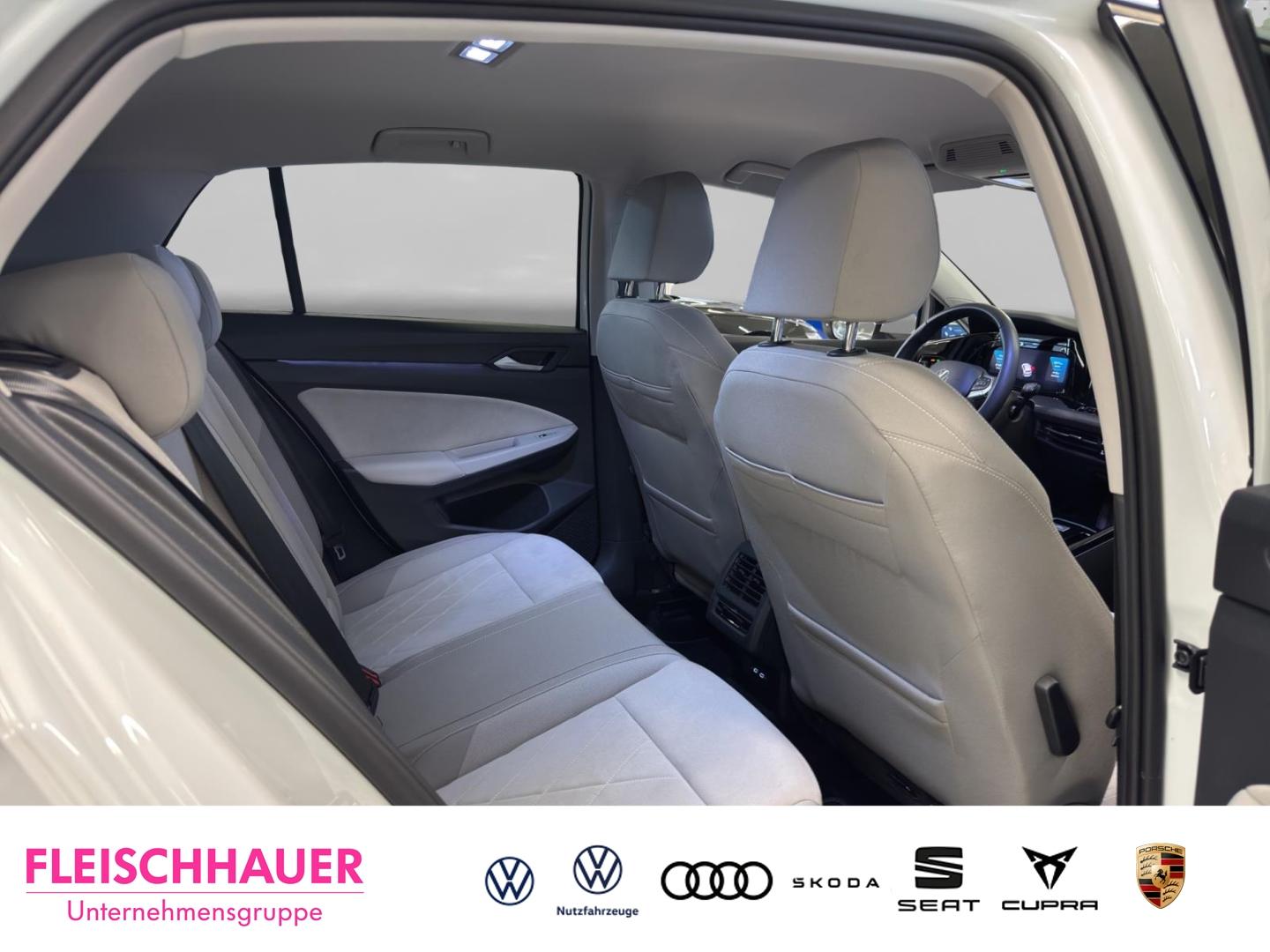 Volkswagen Golf 1.5 eTSI Golf VIII Style