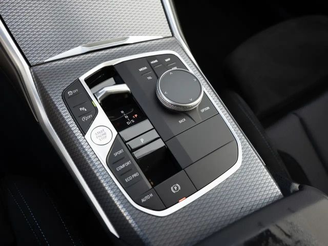 BMW 330 330i M-Sport Touring xDrive