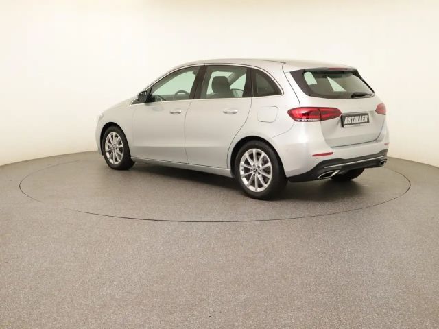 Mercedes-Benz B 250 Progressive Sedan