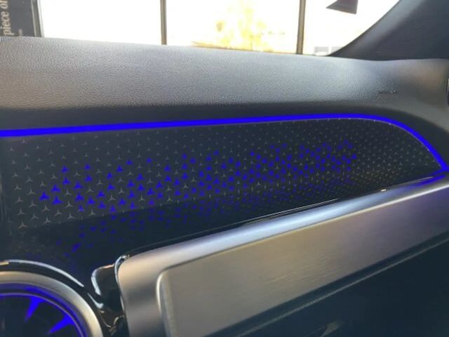 Mercedes-Benz EQB 300 4MATIC Progressive