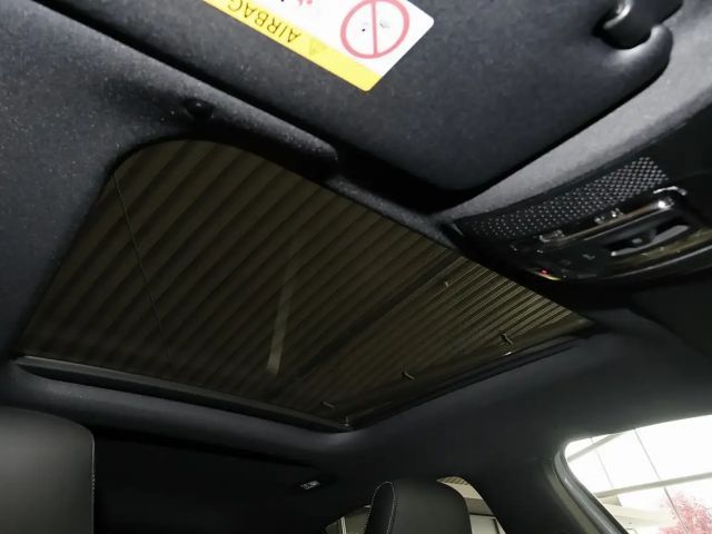 Mercedes-Benz A 250 4MATIC AMG Line