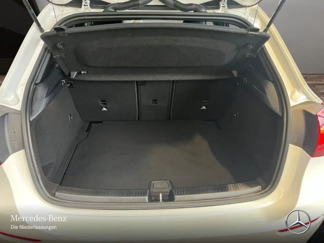 Mercedes-Benz A 180 Progressive