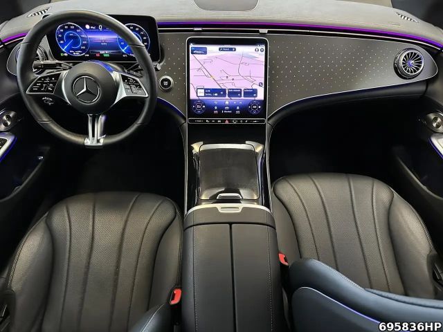 Mercedes-Benz EQE 300 Electric Art Sedan