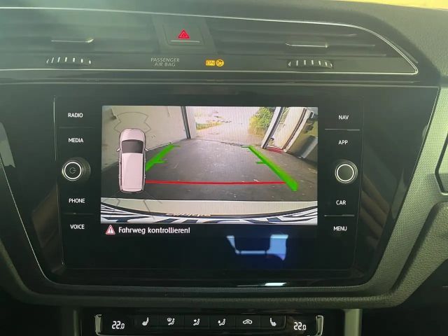 Volkswagen Touran 1.5 TSI R-Line