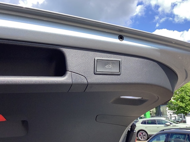 Skoda Superb 2.0 TDI Combi Selection