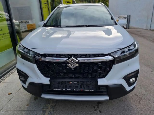 Suzuki S-Cross AllGrip Flash Hybrid