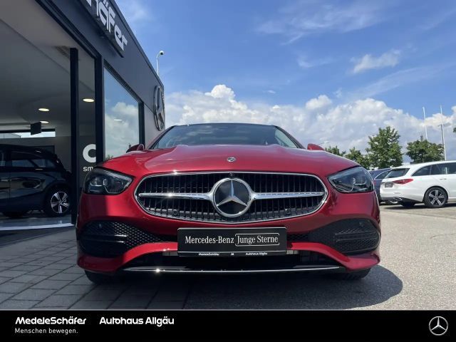 Mercedes-Benz C 200 AVANTGARDE Sedan