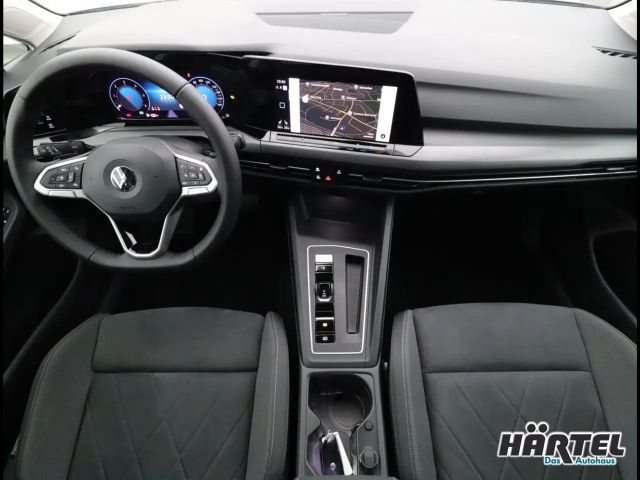 Volkswagen Golf 2.0 TDI DSG Style Variant