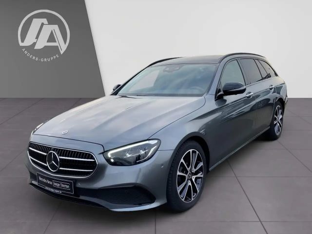 Mercedes-Benz E 220 AVANTGARDE E 220 d Estate
