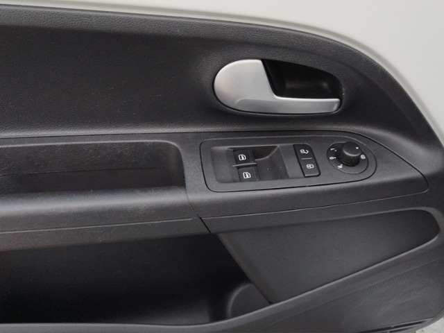 Volkswagen up! Move Move up!