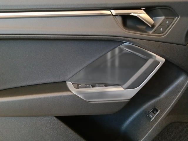 Audi Q3 35 TDI S-Tronic