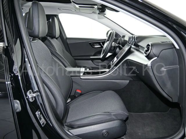 Mercedes-Benz C 200 AVANTGARDE Estate